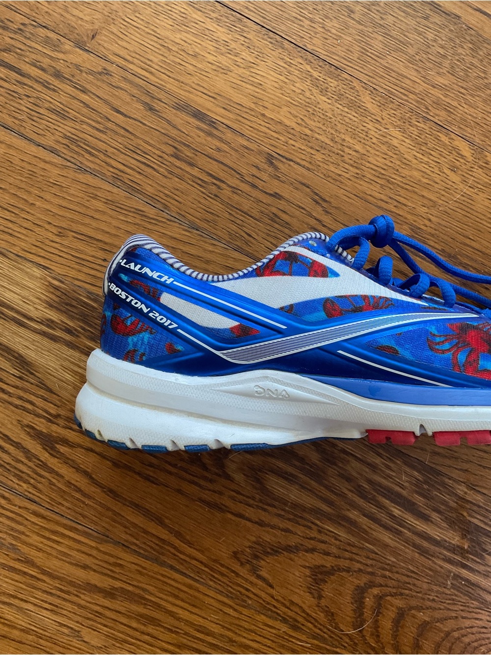 Brooks Launch 4 “Lobster Boston Edition” Running Shoes - Picture 6 of 10
